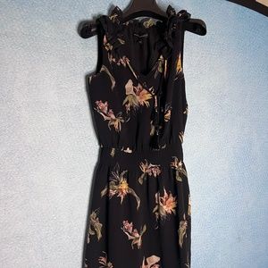 White House Black Market yellow floral detail